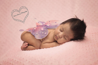 newborn pictures with Jessica Suarez Photography San Antonio, Texas